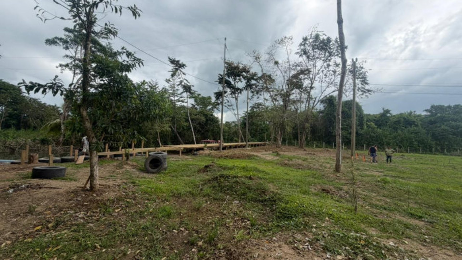 Terreno vacacional en venta en Rio Dulce Izabal - Miniatura 8