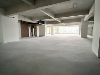 VORIAN REFORMA 383 / Oficina en renta, zona 10 - Image 9