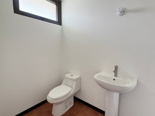 EXCELENTE OPORTUNIDAD DE ADQUIRIR TU CASA PROPIA CERCA DE ANTIGUA - Image 16