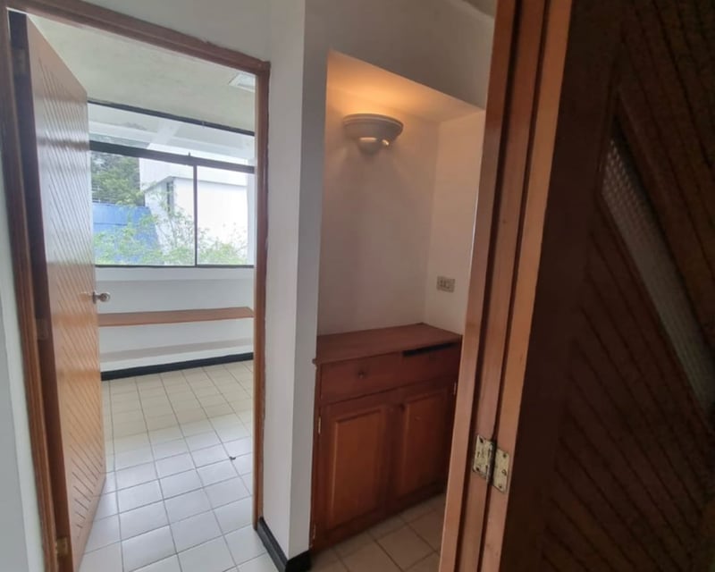 Venta Oficina Edificio 6a. Avenida Zona 9