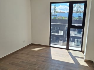 Apartamento en Venta Parque 14 Nivel Alto - 3
