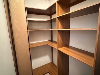 Apartamento en Alquiler – Zona 14 Edificio Tadeus - Image 6