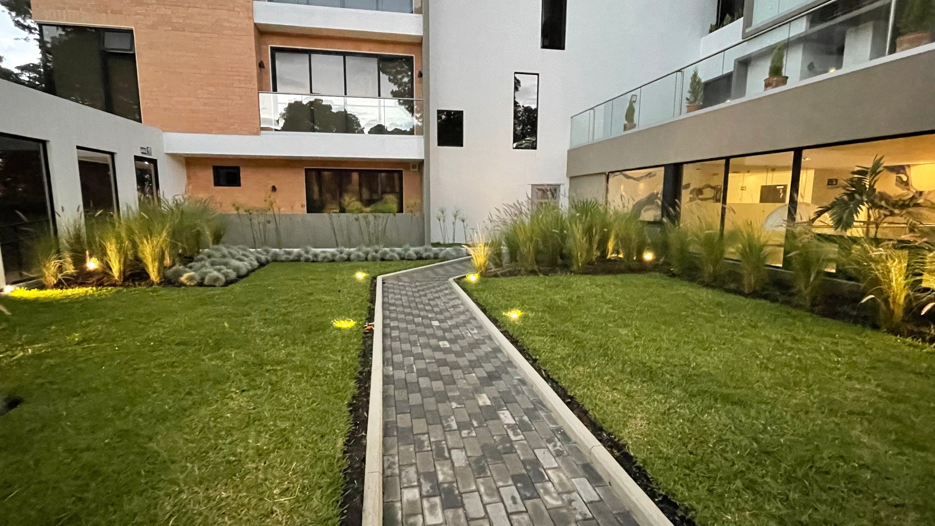 Amplio apartamento en venta zona 16 - Miniatura 10