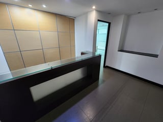 Venta de Oficina en Zona 14 Ref-4921 - 3