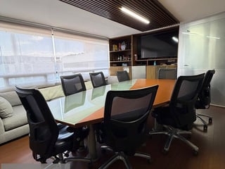 GEMINIS 10 - OFICINA EN RENTA – ZONA 10 (FRENTE A AVIA) - Image 19