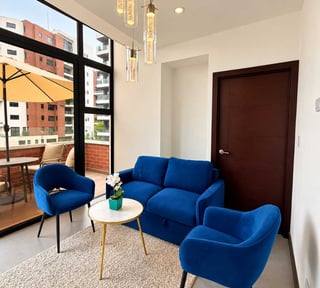 APARTAMENTO AMUEBLADO EN ALQUILER 📍 Edificio Arles, Zona 15