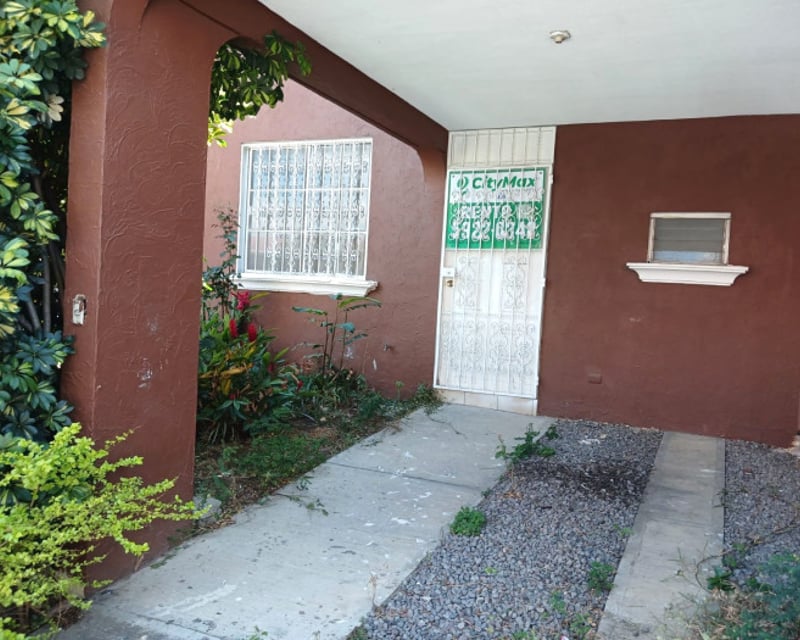 CASA EN VENTA EN SAN MIGUEL PETAPA