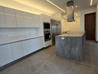 En venta exclusiva casa el Pulte Zona 16 Guatemala - Image 6