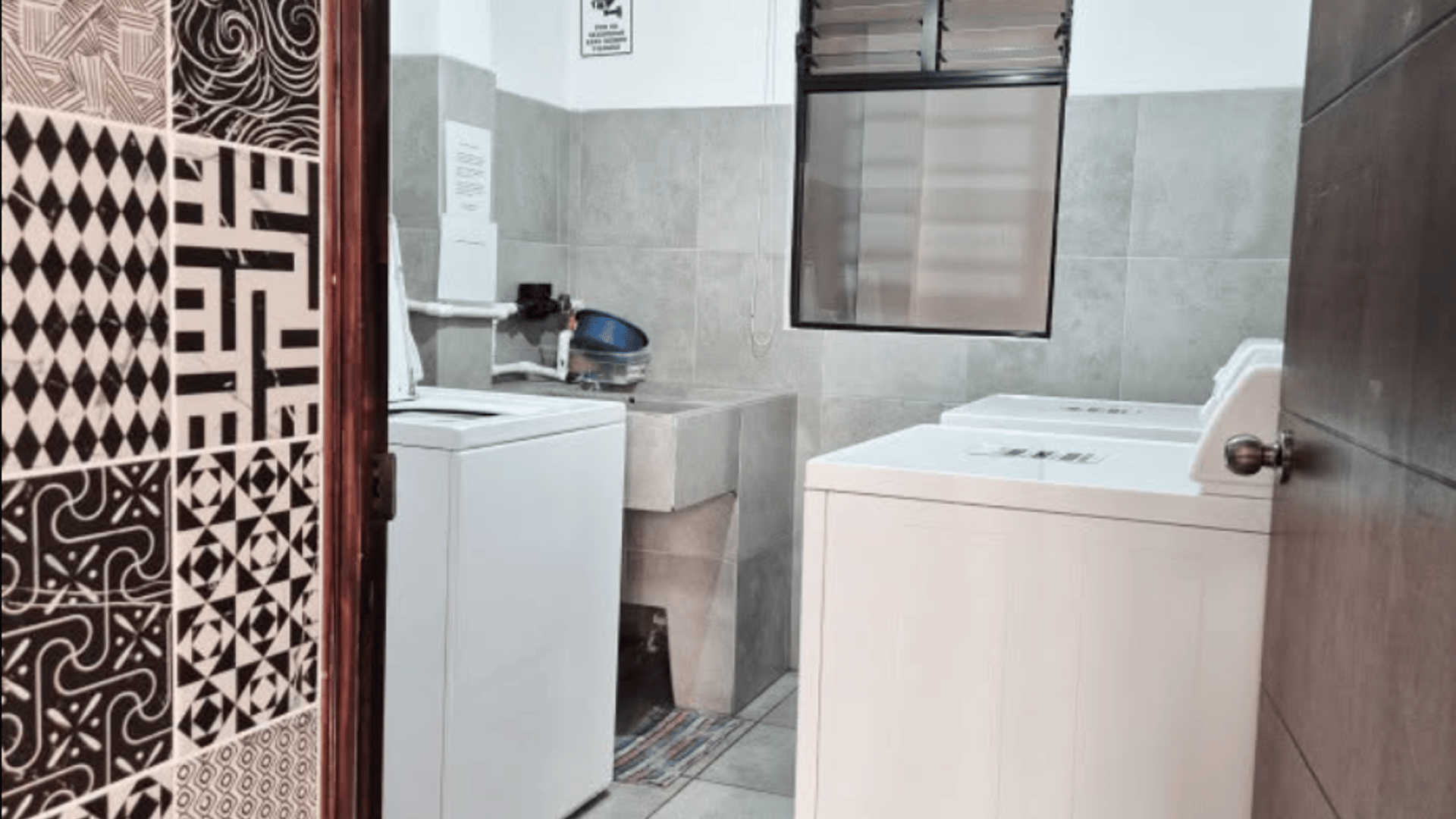 Apartamento amueblado en renta zona 15 / Vista Hermosa I - Miniatura 11