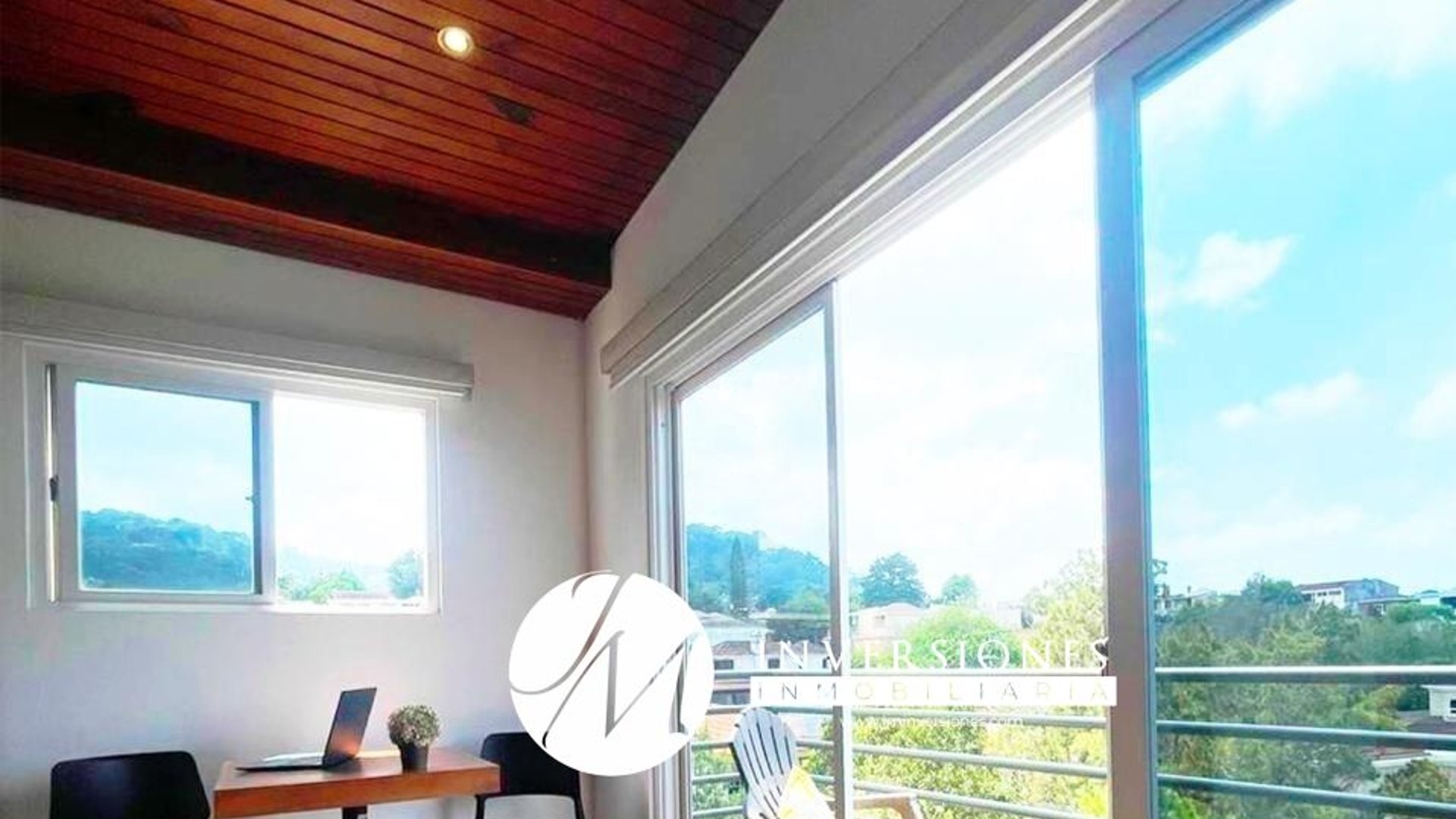Apartamento Amueblado en Renta Zona 16