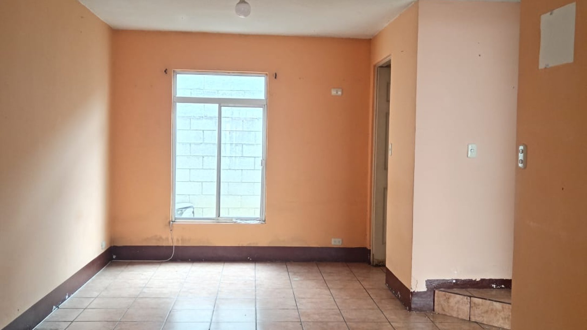 CASA DE 2 NIVELES EN SAN MIGUEL ESCOBAR - Miniatura 11