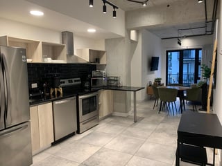 📍 APARTAMENTO AMUEBLADO EN RENTA – 2 HAB | BOUTIQUE SILK | ZONA 4 - 4