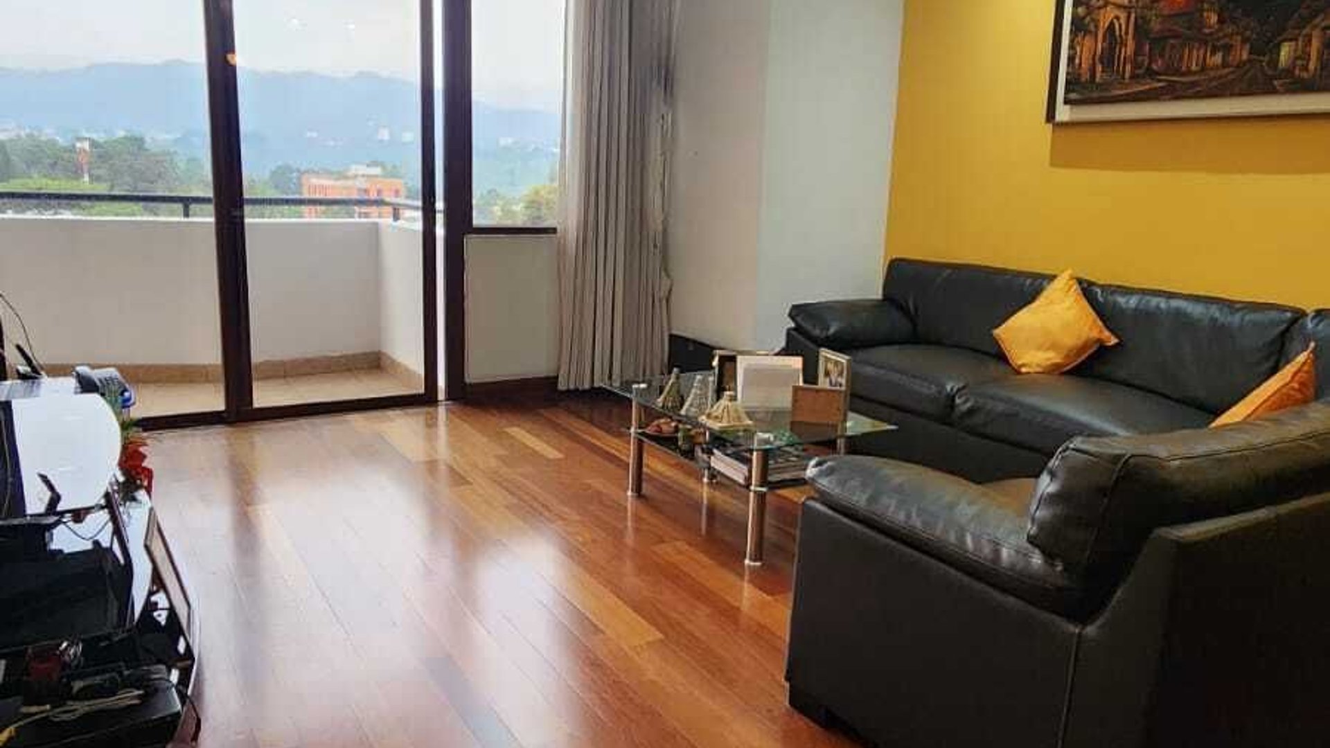 Apartamento en ALQUILER en Báltica zona 14 - Miniatura 3