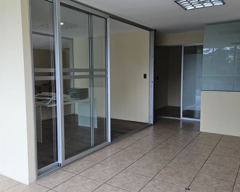 ALQUILER DE OFICINA 110MT2 - SCENA, KM 16.5 CES