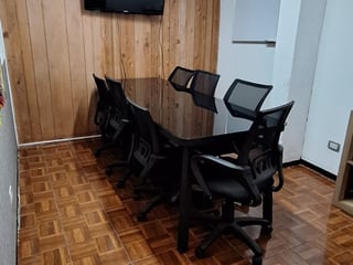 Oficinas en renta zona 10 Boulevard Los Proceres - 2