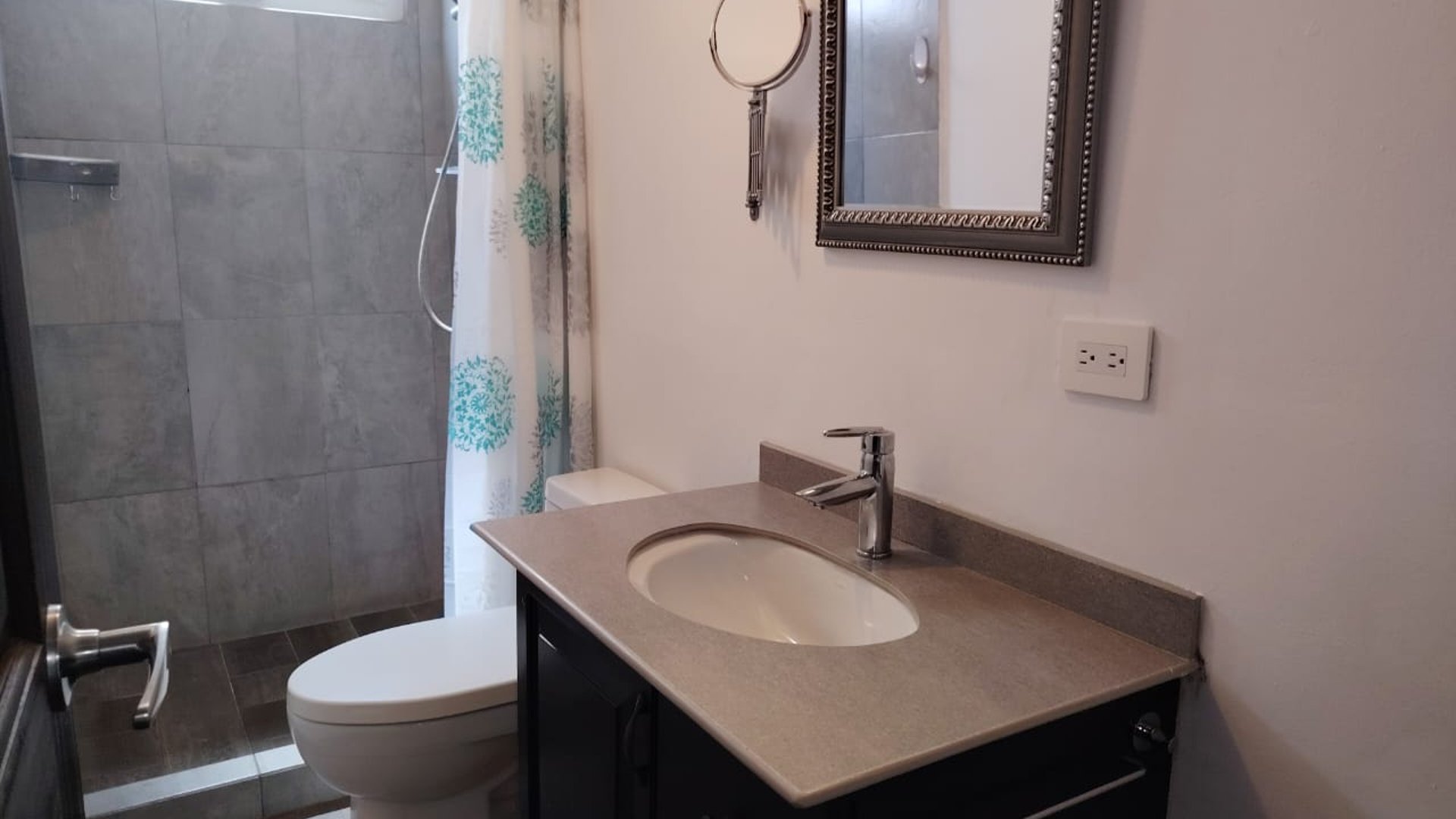 APARTAMENTO EN ZONA 11 - Miniatura 6