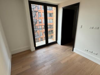 📍 APARTAMENTO EN VENTA – 3 HAB | EDIFICIO CÉNTRICO | ZONA 5 - 5