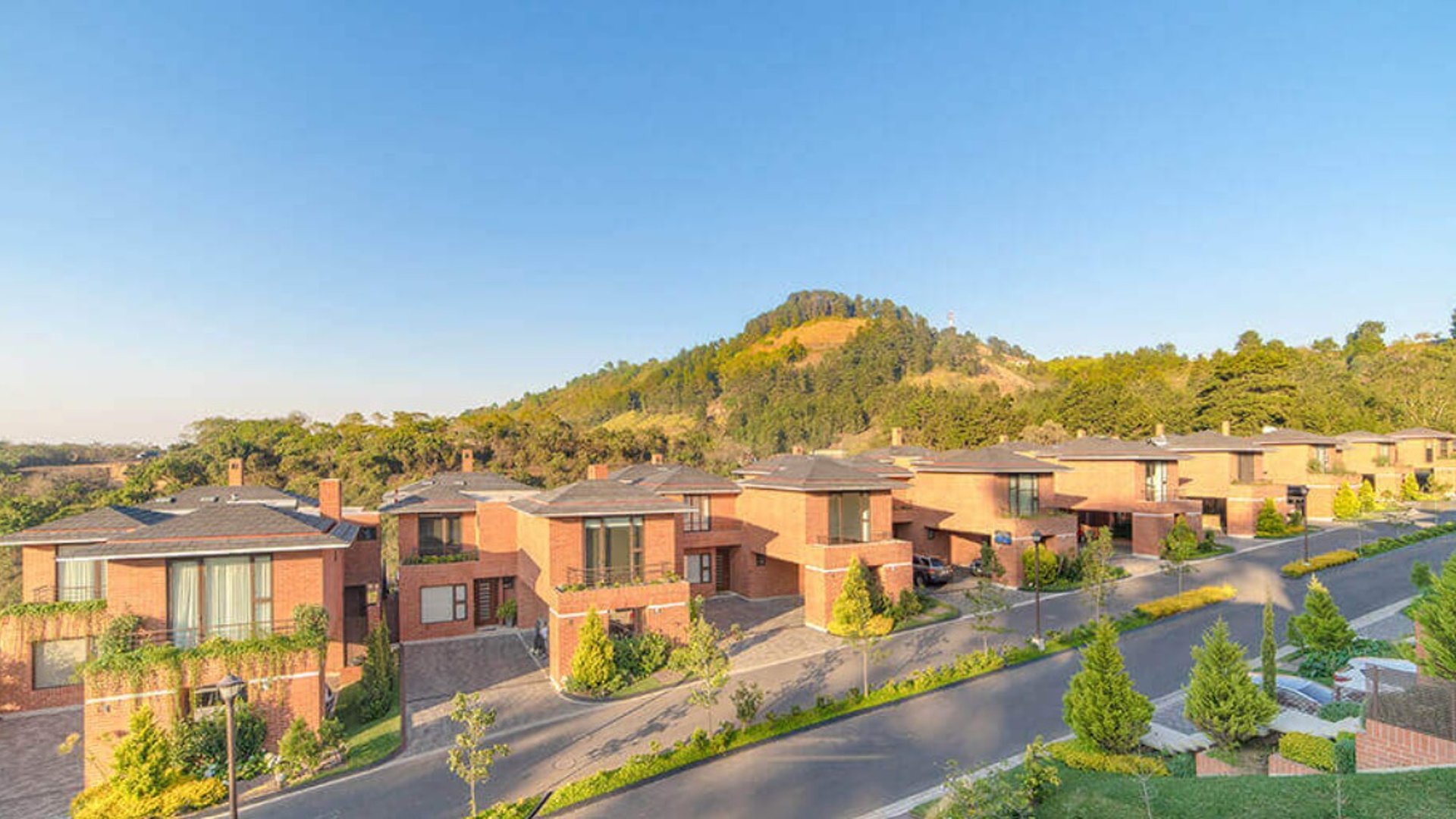 ???? CASA EN RENTA – 4 HAB | RESIDENCIAS CONCEPCIÓN | KM. 15 CAES - Image 1