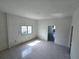Complejo de Bodegas y Ofibodegas en Renta – Zona 9, Ciudad de Guatemala - 4