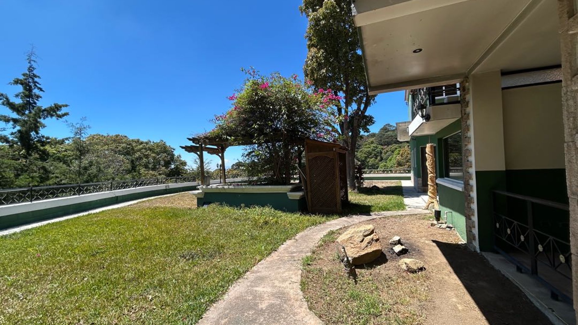 Casa en Venta km. 21.5 Interamericana Condominio Altos de Miralvalle - Miniatura 14