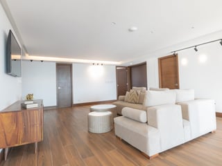 Penthouse de 2 habs. + estudio y terraza en alquiler, Quo z. 4 - 2