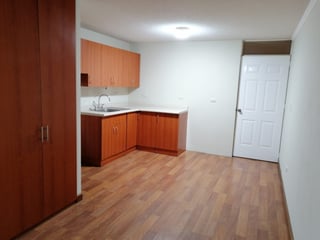 Vendo  Apartamento, Edificio en Barrio Candelaria Z1 - 3