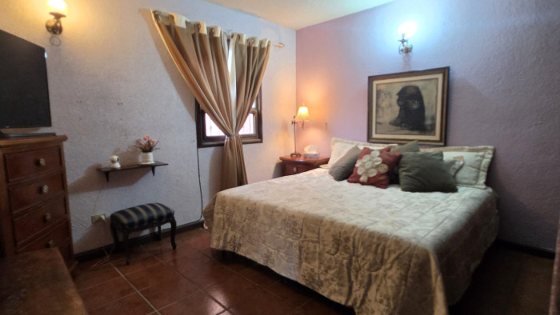 Amplia Residencia en Venta en San Lazaro Z.15 Guatemala - Miniatura 12