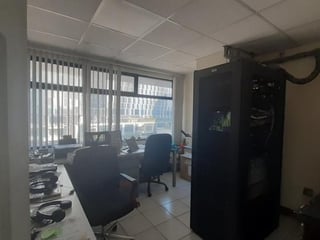 Oficina en Venta Zona 10 en zona hotelera y empresarial - 4