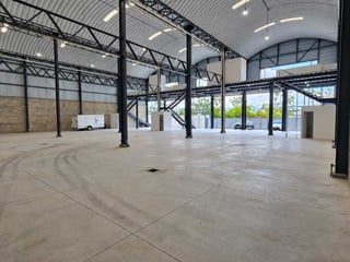 BODEGA INDUSTRIAL NUEVA EN ALQUILER 📍Por Club Mayan Golf, Villa Nueva - 3