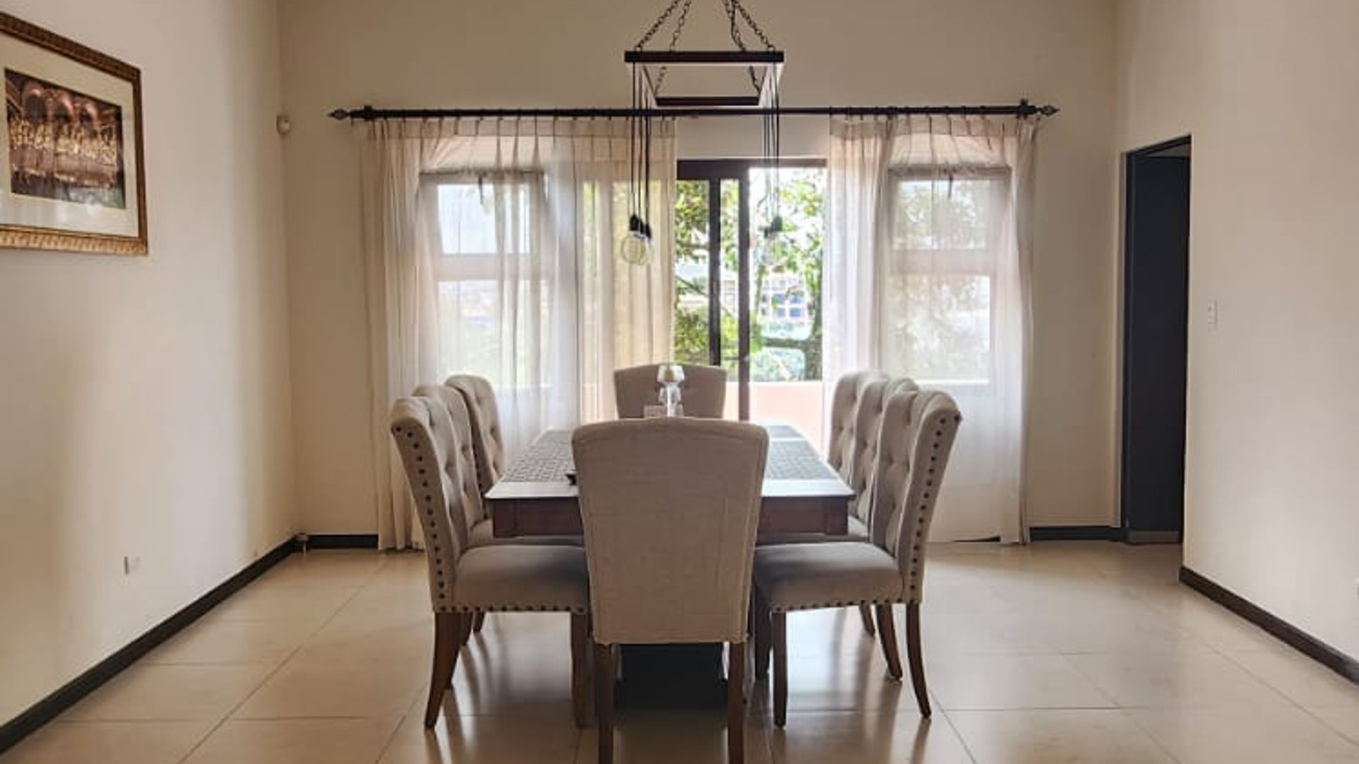Casa en Renta zona 4 de Mixco / Encinos del Naranjo