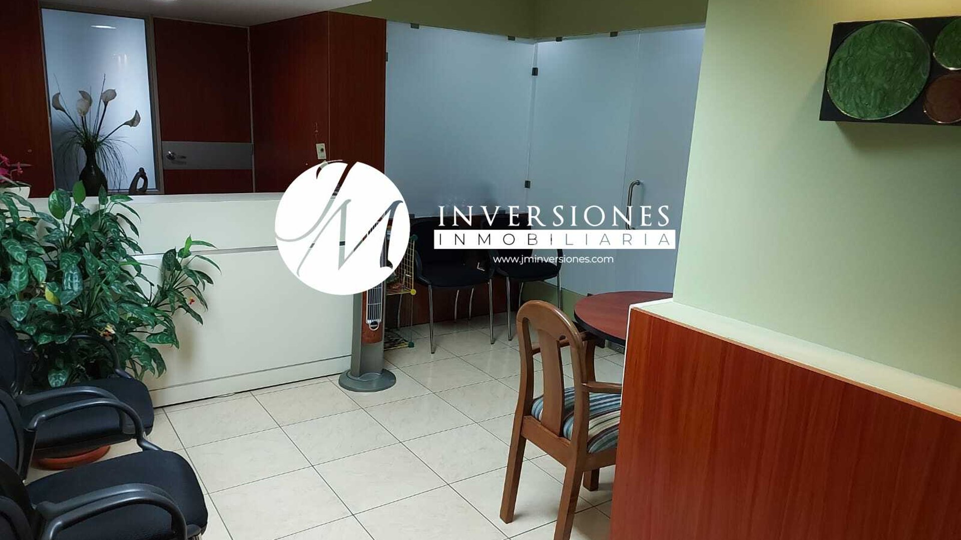 Oficina en Venta en zona 10 - Miniatura 4