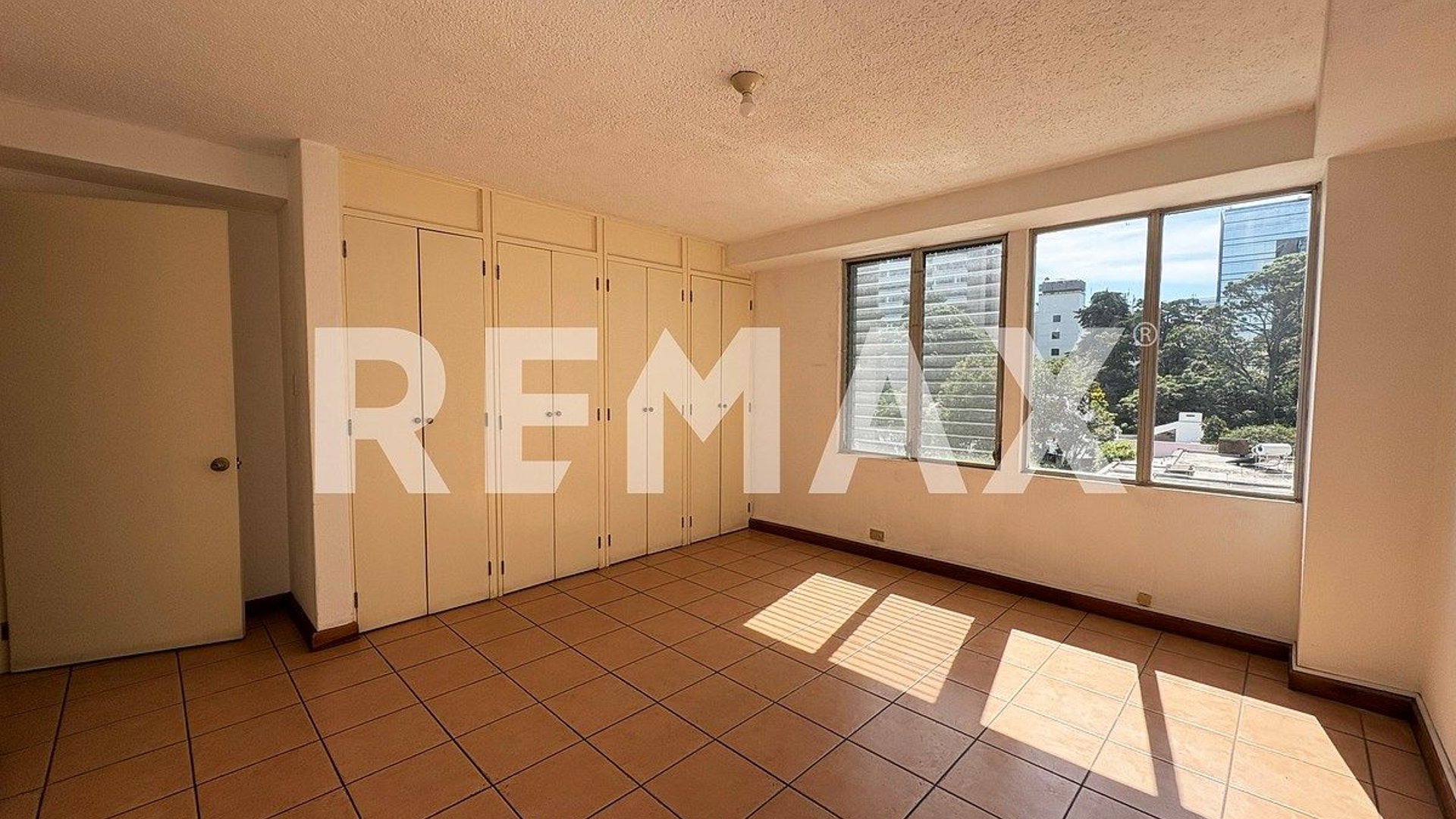 Apartamento Venta | Condominio Zona 10 - Miniatura 5
