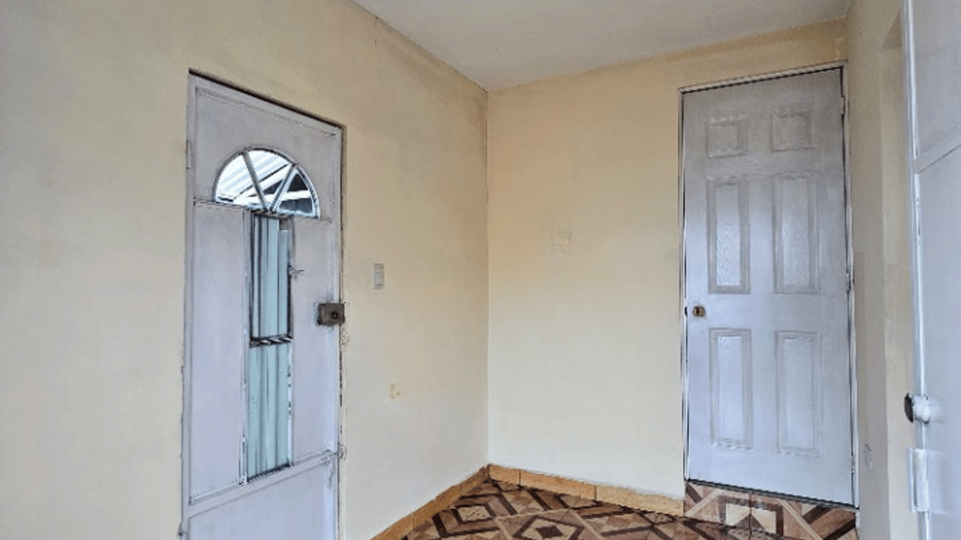 Apartamento en Renta en Zona 13, sector de Pamplona - Miniatura 4