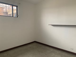 📍 CASA EN VENTA – RESIDENCIAL PRADOS DE MONTE MARÍA | ZONA 12 - 5