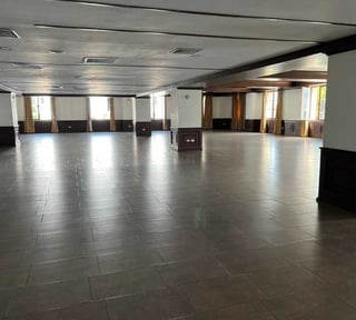 OFICINA EN RENTA EN CAYALÁ ZONA 16