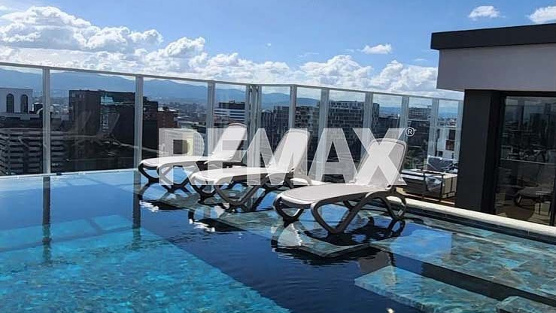 Apartamento Renta | Zona 10 | Vasanta - Miniatura 9