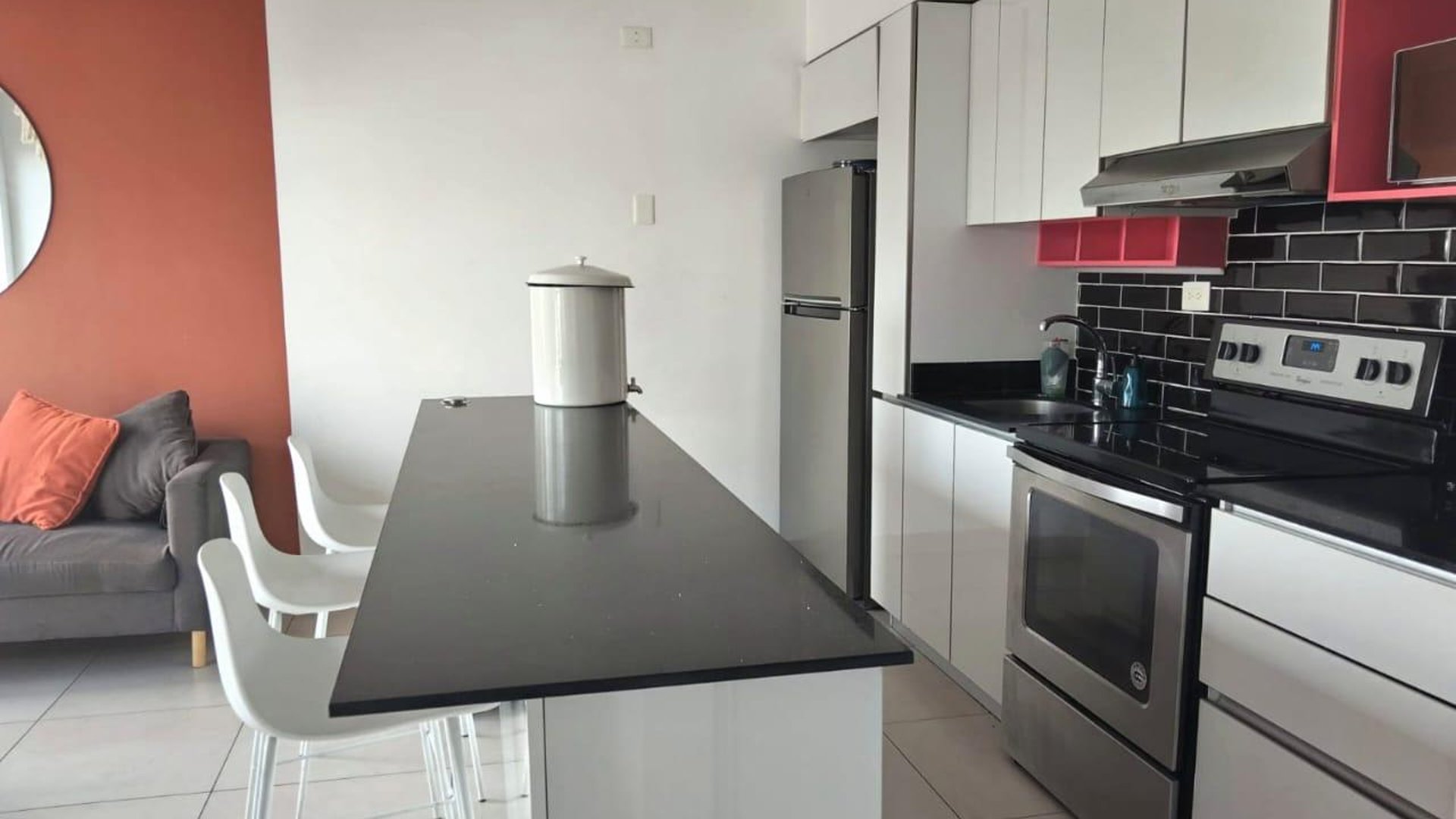 Renta de apartamento amueblado en Be14 - 3 habitaciones Ref-5981 - Image 1