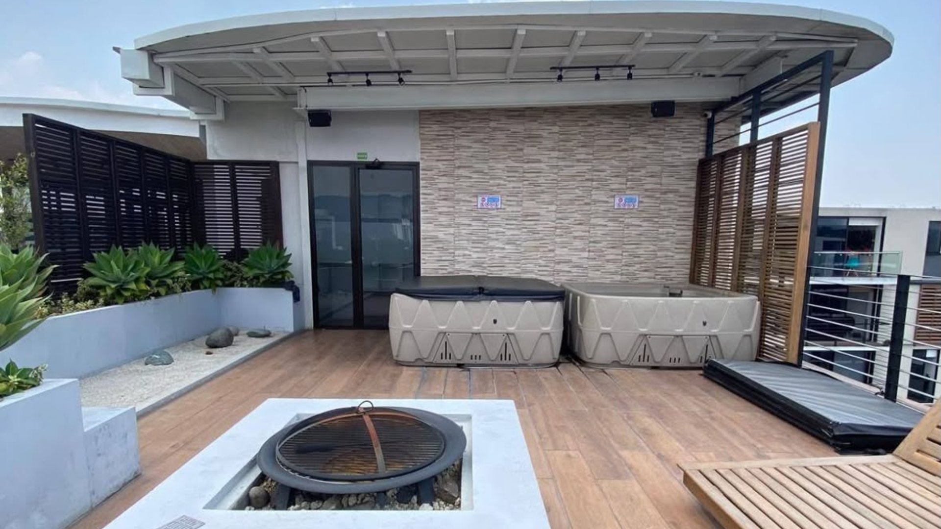 Apartamento Amueblado en Renta Zona 14, Edificio B14 - Miniatura 10