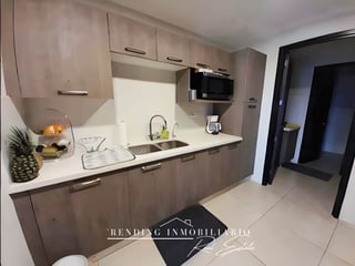 Apartamento en alquiler zona 14 edificio Santa Inés de 3 habitaciones + 2 parqueos - Image 9