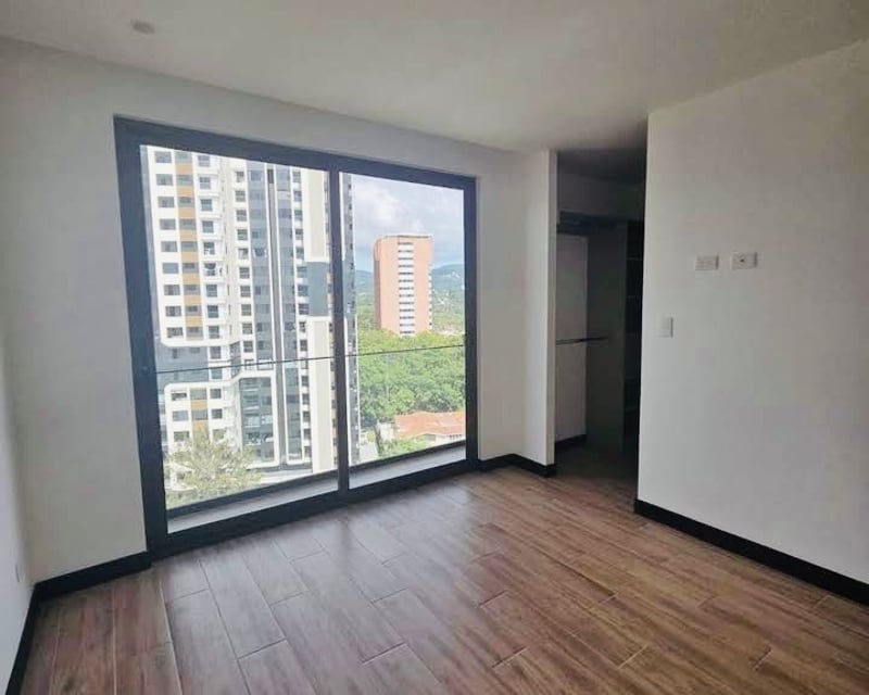 Rento apartamento en Zona 13 Edif. Abitare Américas