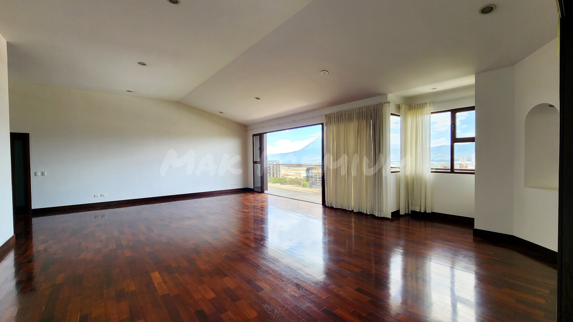 Venta San Patricio 2 z14 Penthouse con increíble vista - Miniatura 2