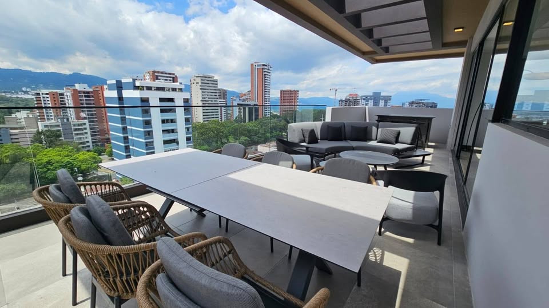 APARTAMENTO EN VENTA O RENTA, ARTIS ZONA 13 - Miniatura 15