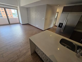 Renta de apartamento de 3 habitaciones en zona 10 -Nivel alto Ref-6010 - 3