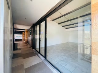 ALQUILER DE LOCAL COMERCIAL 45MT2 - CONVENIA PLAZA, ZONA 10  - 4