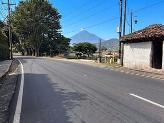 📍 TERRENO EN RENTA – CALLE CHIPILAPA | ANTIGUA GUATEMALA - 4