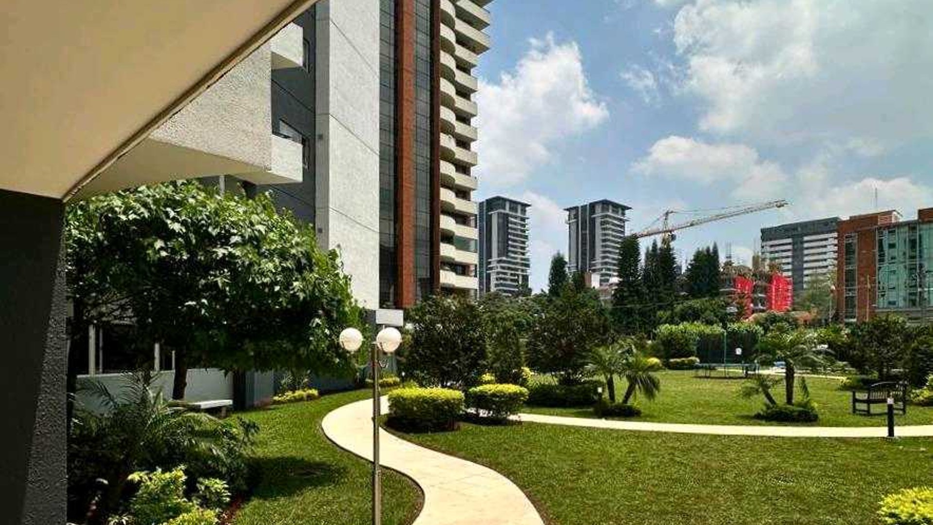 APARTAMENTO EN ALQUILER ????Edificio Attica II, Zona 14 - Miniatura 12
