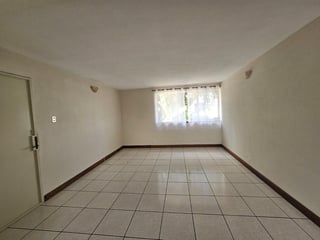 Apartamento en Renta - Capri Zona 9 - 5