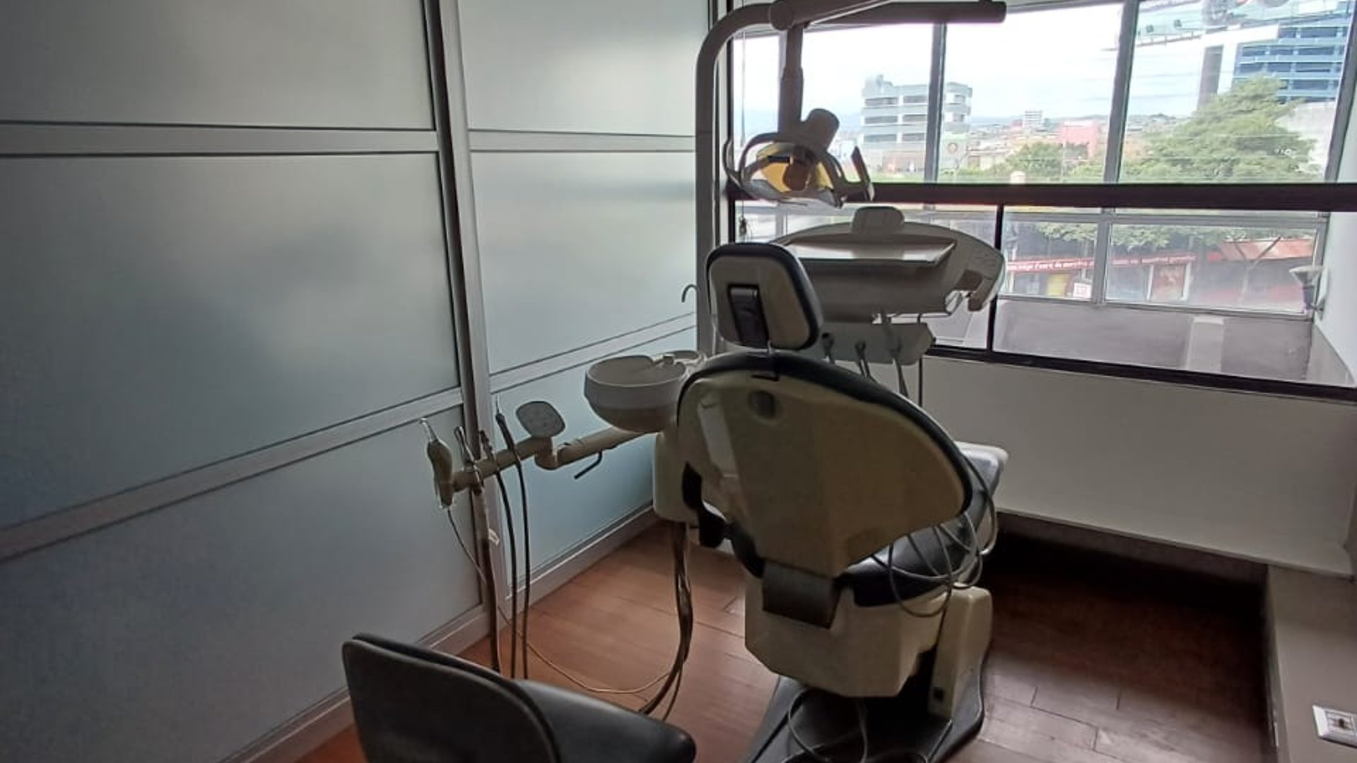 Oficina o clinica en venta, El Patio zona 4. - Miniatura 3
