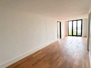 APARTAMENTO EN ALQUILER📍 Edificio Céntrico, Zona 5 - 4