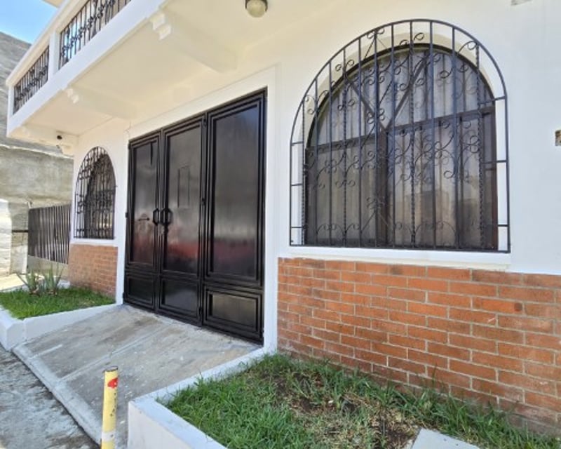 Casa en Venta en Altos de Barcenas Villa Nueva